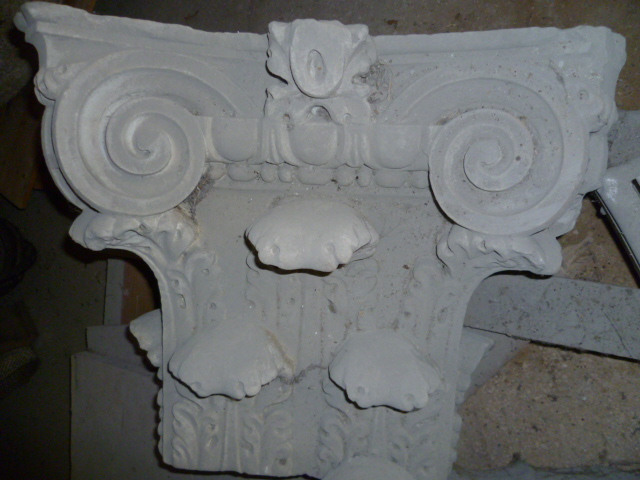 Capitello lavorato di recupero