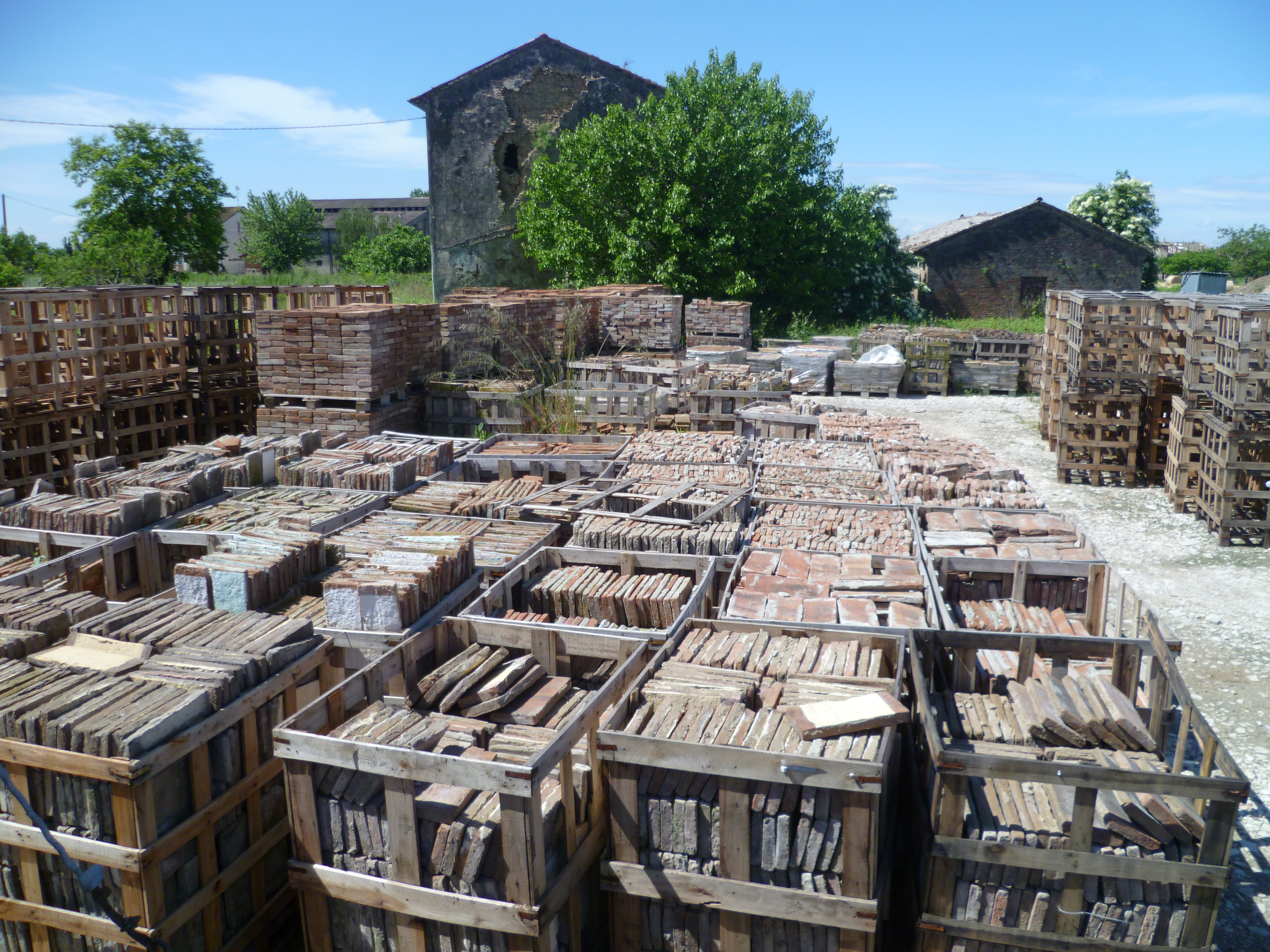 Tavelle e pianelle in cotto antico per solai e finiture